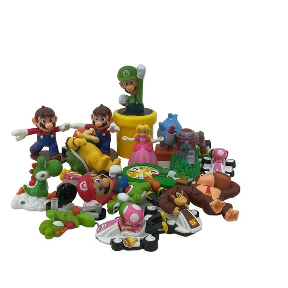 Preowned Super Mario Brothers Toy Figures Loose LOT Mixed - Picture 1 of 4
